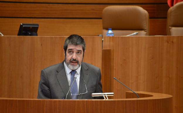 El procurador de C's por León, Manuel Mitadiel.