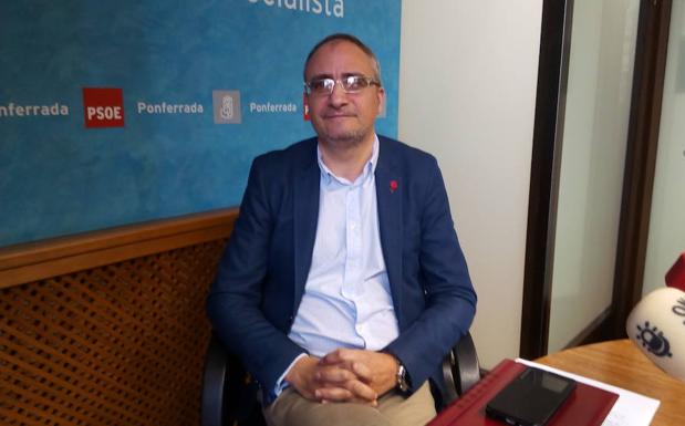 El portavoz del PSOE en el Ayuntamiento de Ponferrada, Olegario Ramón./C.Ramos