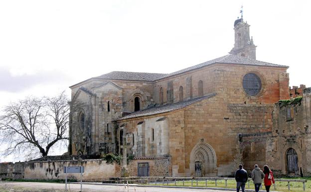 Monasterio cisterciense de Villaverde de Sandoval, en la provincia de León, Bien de Interés Cultura. /Peio García