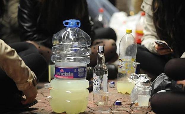 Denunciadas ocho personas durante el fin de semana por hacer 'botellón' en Ponferrada