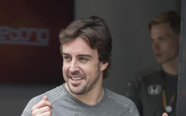 Fernando Alonso, en el circuito de Interlagos. /EFE