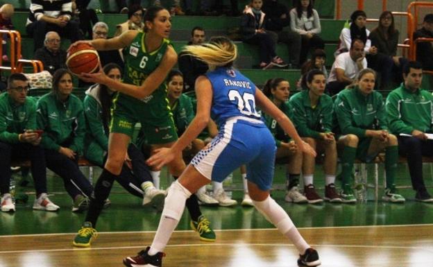 Un lance del partido./CBB