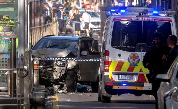 Imagen de un coche tras los atropellos. /Reuters