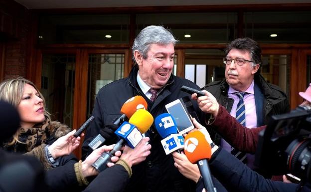 Rafael Uriarte, abogado de uno de los jugadores de la Arandina encarcelados. /EFE