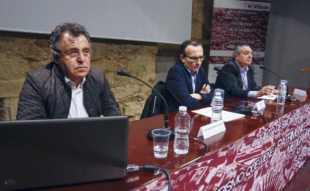 L El portavoz de Cultura y Turismo del Grupo Parlamentario Socialista en las Cortes de Castilla y León, José Ignacio Martín Benito. /Campillo