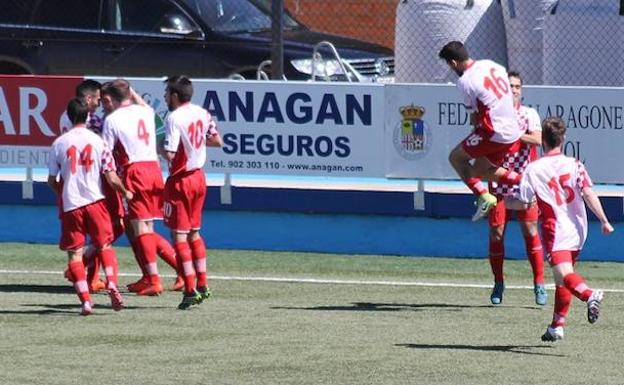 Los jugadores de Castilla y León celebran el gol./Fcylf