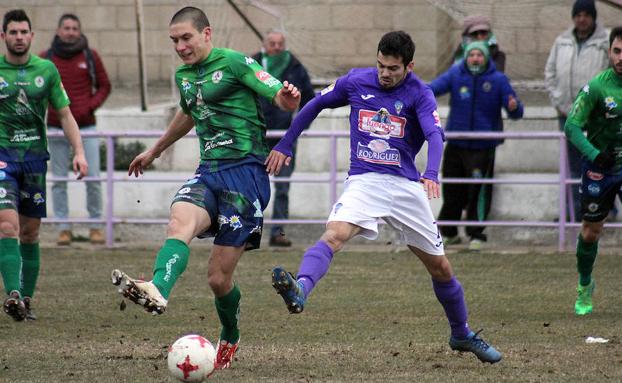 Lance de un partido de La Bañeza./Peio García