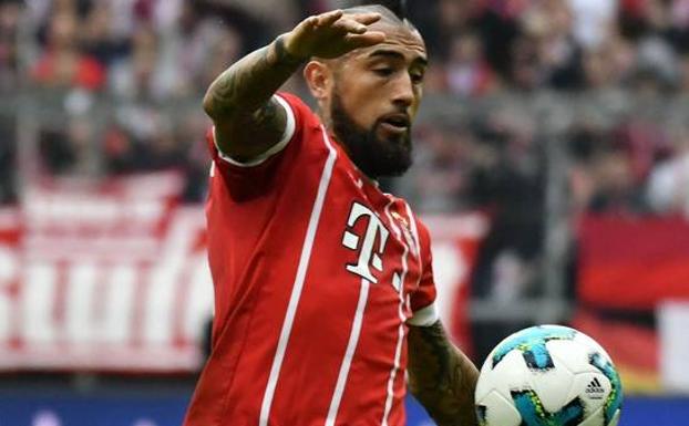 Arturo Vidal, durante un partido del Bayern. /Efe