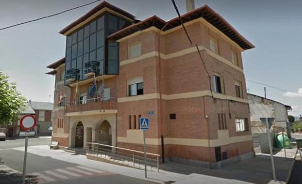 El PCE e IU rechazan la oferta «oportunista» de suelo en Camponaraya a empresas que dejen Cataluña