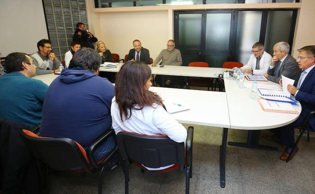 La Plataforma por la Sanidad niega que se hayan cumplido los compromisos