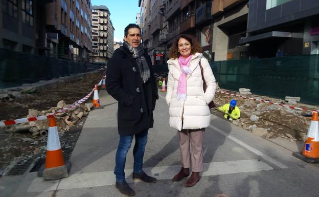 La remodelación de la calle Camino de Santiago estará rematada en Semana Santa