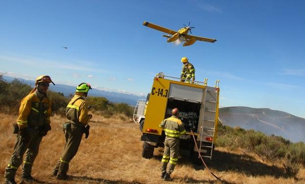 CCOO denuncia la «falta de medios» de prevención y extinción para hacer frente a los primeros incendios en El Bierzo