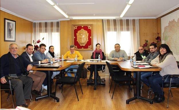 El Consorcio del Ponfeblino ve prioritario el desarrollo industrial de la línea para impulsar el proyecto turístico