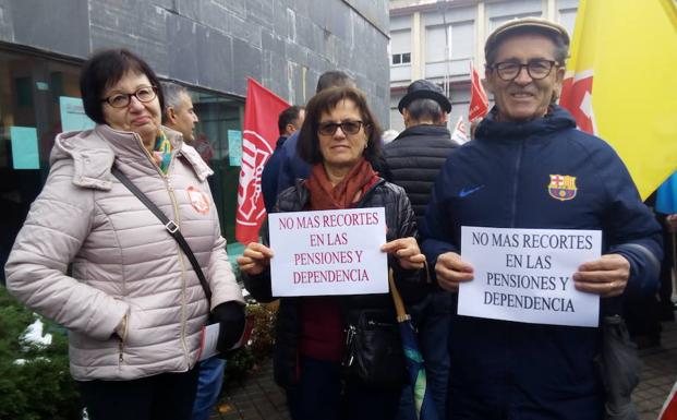 Los jubilados del Bierzo claman en Ponferrada por unas pensiones «públicas, dignas y seguras»