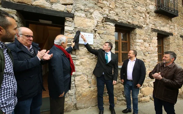 Inaguración del primer albergue del Camino de Invierno en Villavieja