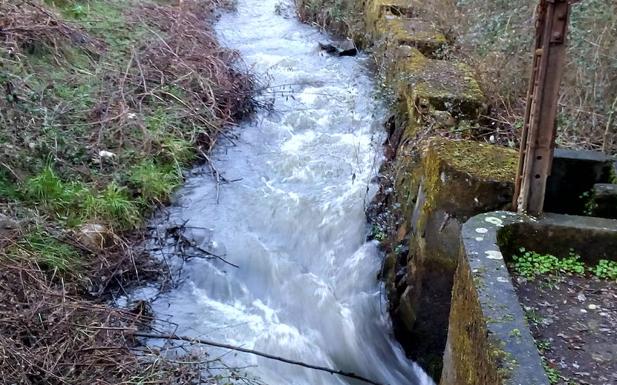 La Junta valora la «voluntad de avanzar» de los regantes en el proceso de modernización del Canal Bajo del Bierzo