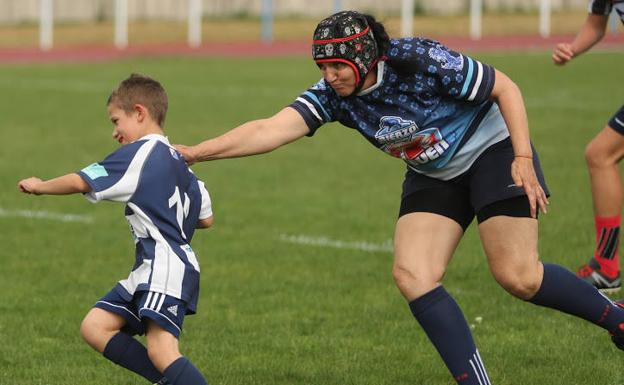 Jornada de fiesta y rugby en el 'Día del Aficionado'