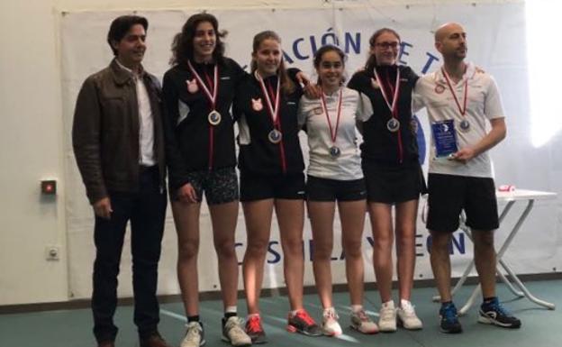 La tenista berciana Raquel Villán disputará el Campeonato de España de clubes