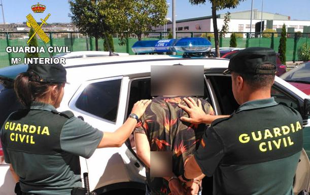 Dos detenidos y otros tantos investigados por simular tres supuestos delitos ocurridos en la comarca del Bierzo