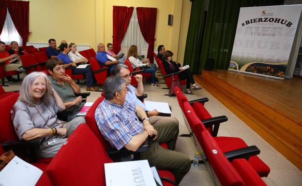 La Junta destaca el sector hortícola como «fuente de oportunidades y diversificación» para la economía de la Comunidad