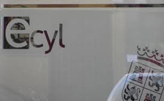 El desempleo cae en casi 2.400 personas en julio en Castilla y León y deja la cifra de parados en 139.245