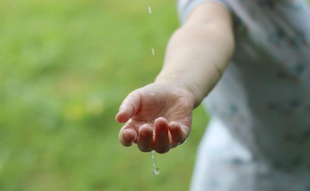 Aemet informa de tormentas y lluvias de hasta quince litros por metro cuadrado en León