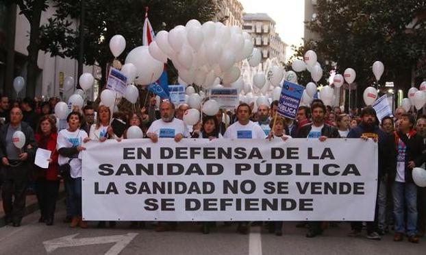 La plataforma sanitaria se movilizará contra la pérdida de 20 especialistas en el Hospital del Bierzo