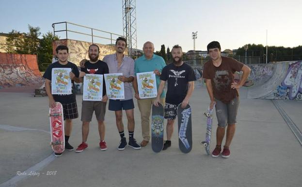 Bembibre celebra un campeonato de skateboard