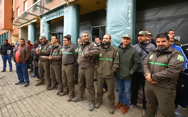 Concentración de agentes forestales en Ponferrada
