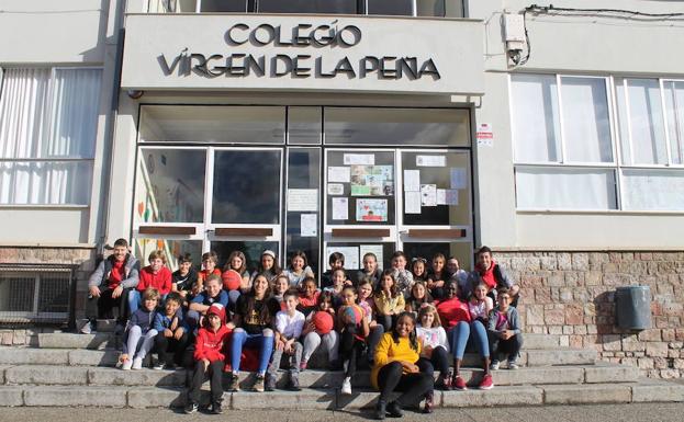 El Pajariel Bembibre hace disfrutar al colegio Virgen de la Peña