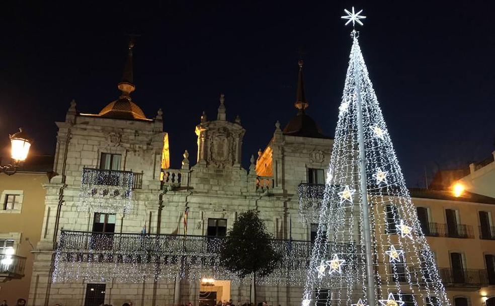 Ponferrada ilumina la Navidad