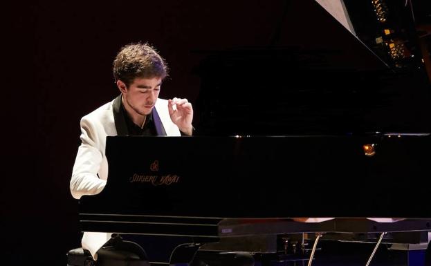 El joven pianista albaceteño Pedro López Salas.