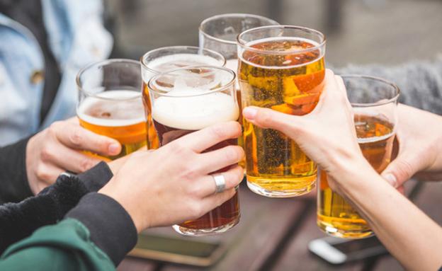 Una tesis defendida en el Campus alerta del consumo de riesgo de alcohol entre los jóvenes bercianos
