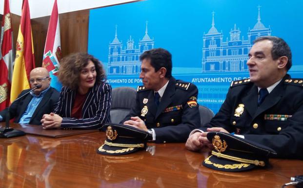 Ponferrada reforzará la colaboración con la Policía Nacional para suplir la falta de plantilla en la Local