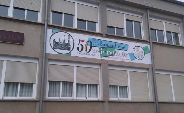 Charlas en el Instituto de Cacabelos para celebrar la Semana Internacional de la Mujer y la Ciencia