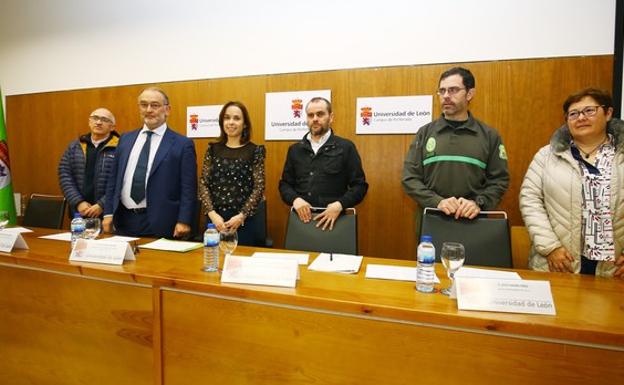 La segunda campaña '#plantémonos contra el fuego' del Campus de Ponferrada busca crear «pequeños educadores ambientales»
