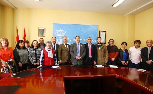 Más de 1.000 alumnos del Bierzo podrán participar en el Premio Morales de gallego