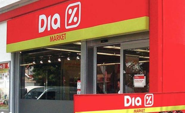 El PCE del Bierzo denuncia que el ERE en Día supondrá el cierre de cinco supermercados en la comarca