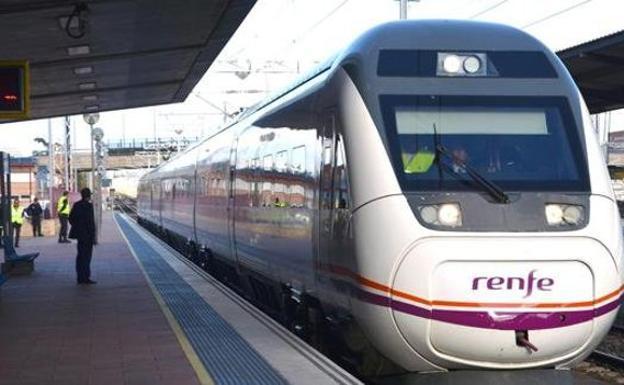 Renfe recupera el horario del primer tren Regional León-Ponferrada una vez finalizadas las obras entre Torre y La Granja