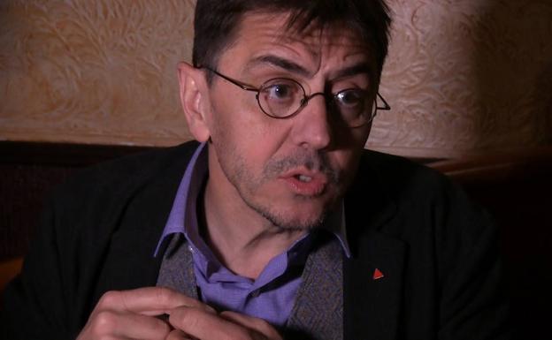 Juan Carlos Monedero en leonoticias: «Llamo a la izquierda a tener coraje, a volver a las plazas y estar al lado de los problemas y frenar la destrucción de la democracia»