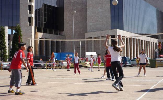 Ponferrada celebra este jueves el Día de la Educación Física en la Calle