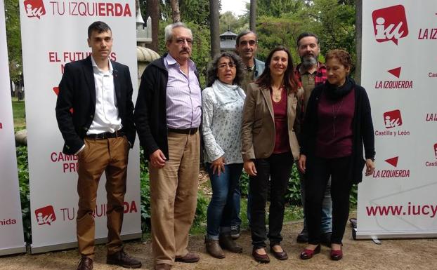 IU presenta en Ponferrada una candidatura «feminista, plural e inclusiva» para «revertir los grandes males de la provincia»