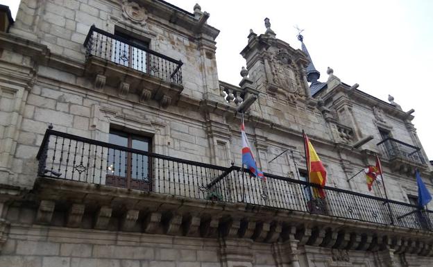 Ponferrada se suma a las muestras de «dolor y tristeza» por el fallecimiento del obispo de Astorga