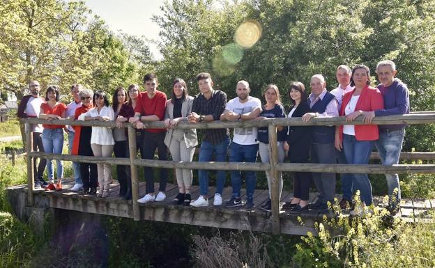 El candidato del PSOE acusa a Socialistas por Cacabelos de sumarse a la «guerra sucia» en campaña electoral