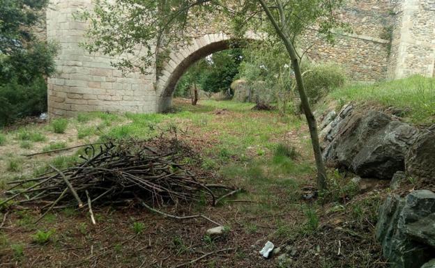 La CHMS continúa los trabajos de mejora de márgenes de los ríos de la comarca del Bierzo