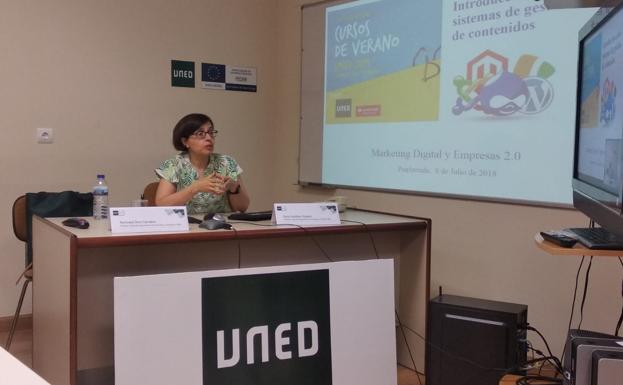 Un centenar de alumnos participa en el curso de verano sobre marketing digital de la Uned de Ponferrada