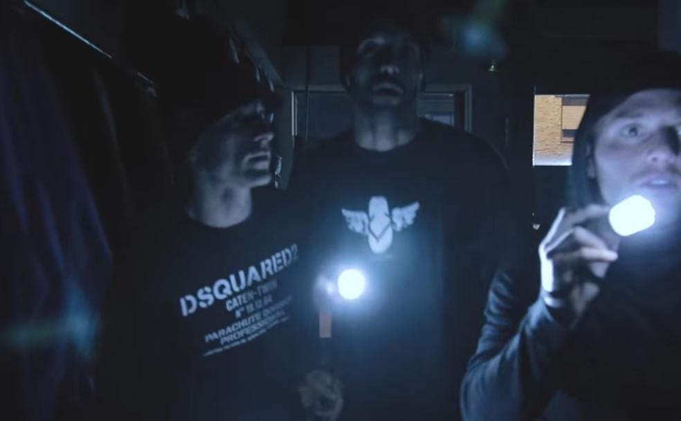 Jugadores de día, ladrones de camisetas de noche