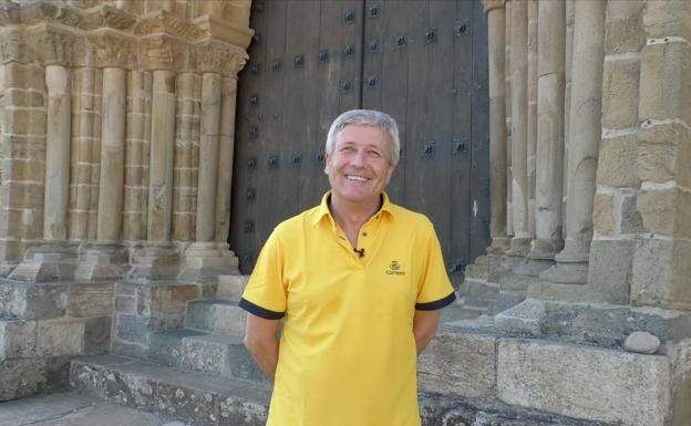 Un trabajador de Correos de Villafranca protagoniza un vídeo para promocionar el Camino Francés
