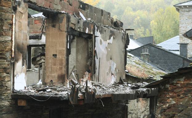 La Junta prevé realizar un proyecto piloto de alerta temprana en monumentos aislados tras el fuego de Peñalba
