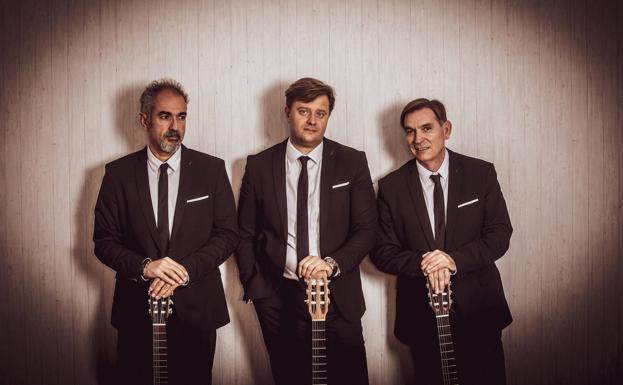 El trío Bohemia lleva este sábado su repertorio de boleros y folclore hispanoamericano a Camponaraya